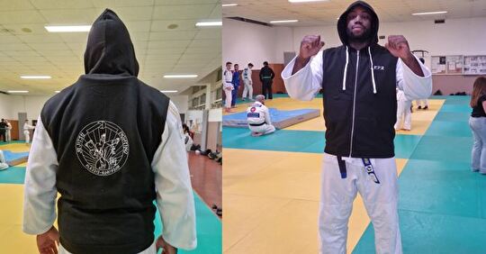 Sweat à capuche sans manche (JFPR) brodé